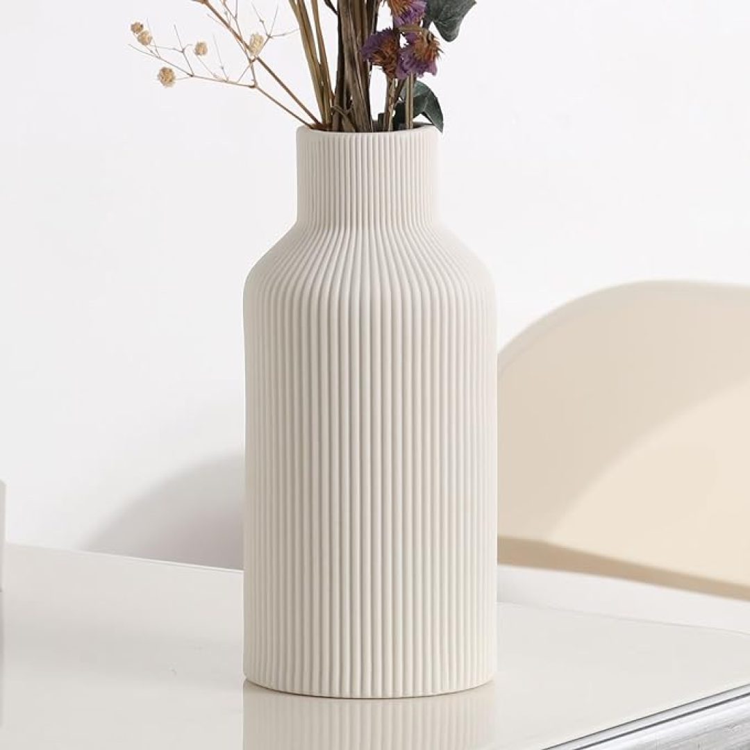 Minimalist Modern Home Decor, Small Pampas Grass Vases for Table