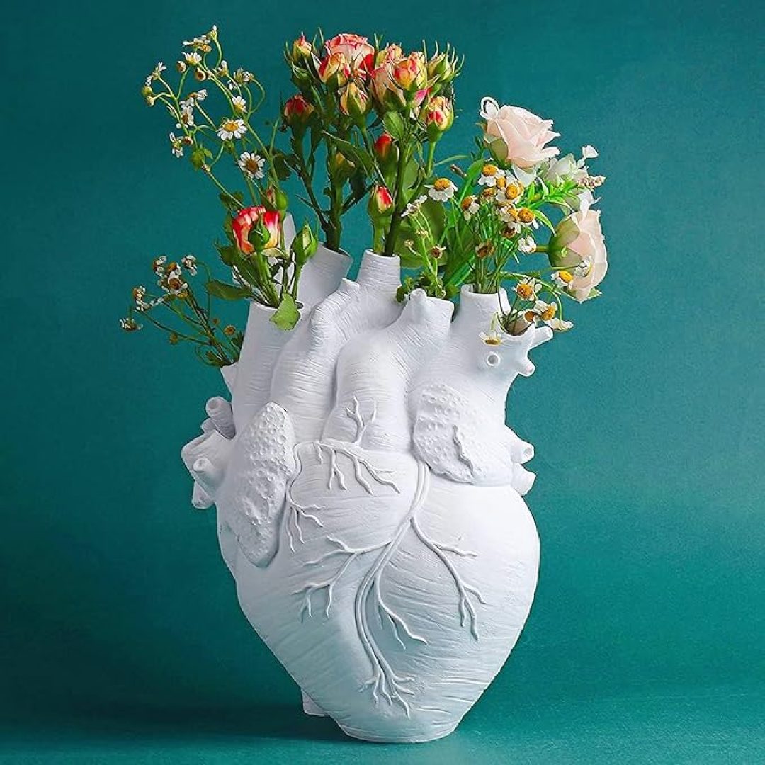 Vase Flower Vases Heart Shaped Decor Resin Flower Pot Modern Unique Nordic Art Style Decorative Vase